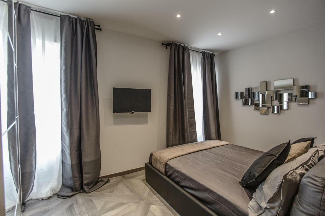 Castle Apartment Near Duomo Milan Exterior photo